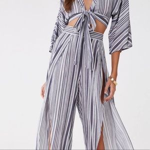 NEW Stripped Crop Top & Split-Leg Pant Set